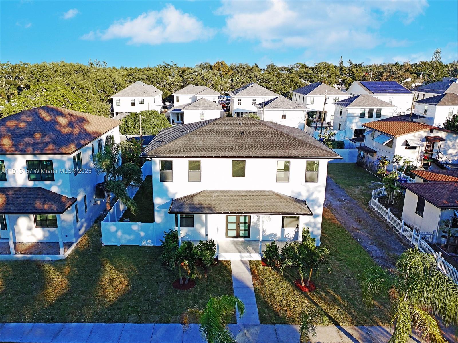 RENWICK - Residential