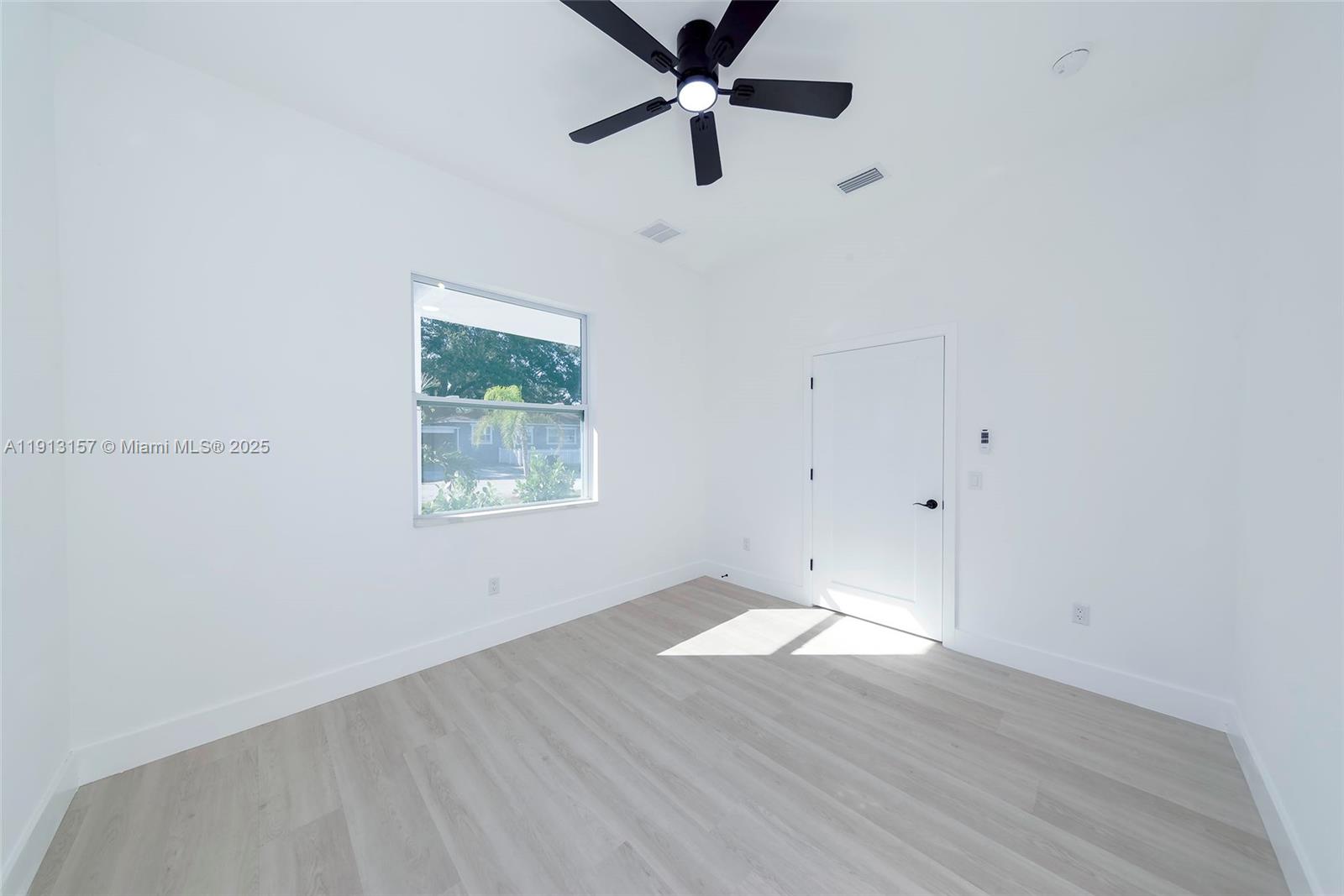 RENWICK - Residential