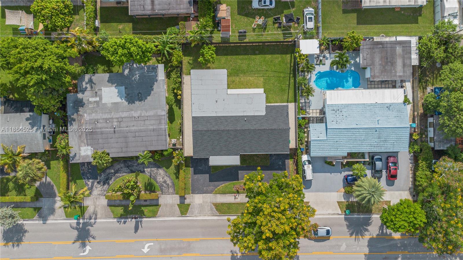 CORAL GARDENS - Residential