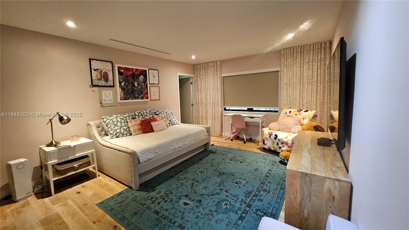 MID GOLF SUB - Residential