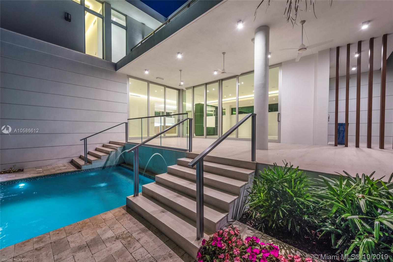 TROPICAL ISLE HOMES SUB 4 - Residential