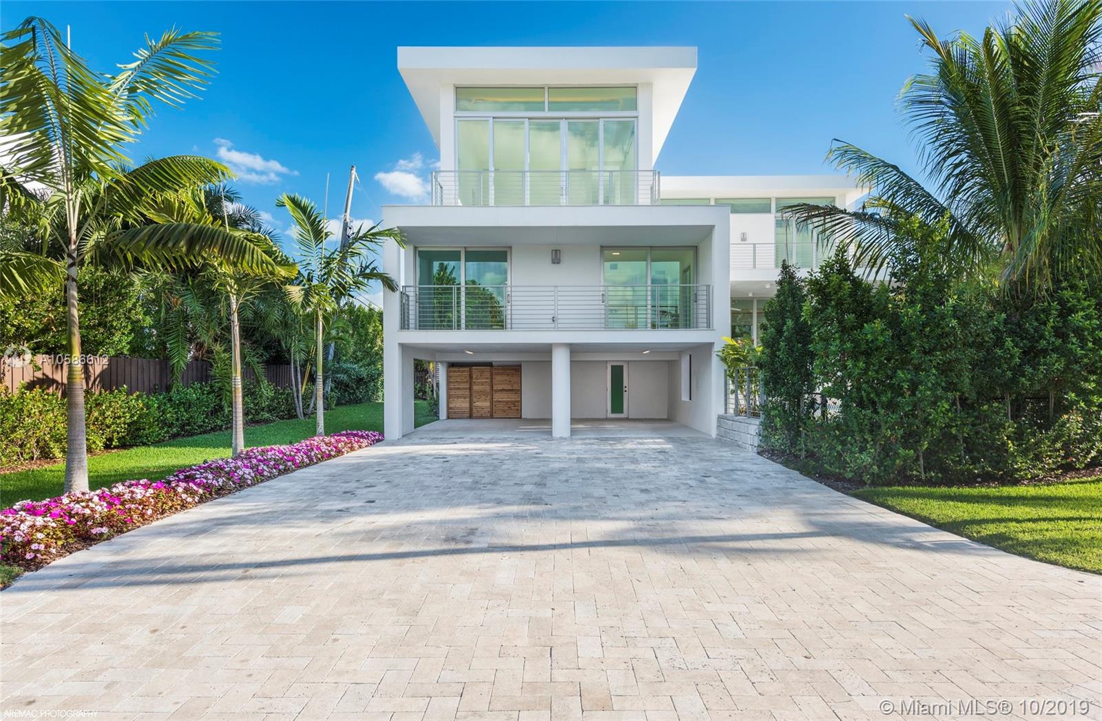 TROPICAL ISLE HOMES SUB 4 - Residential