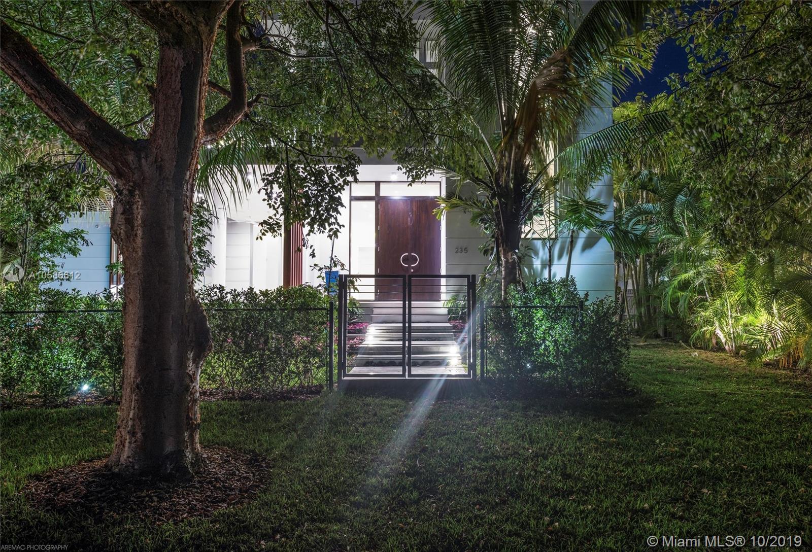 TROPICAL ISLE HOMES SUB 4 - Residential