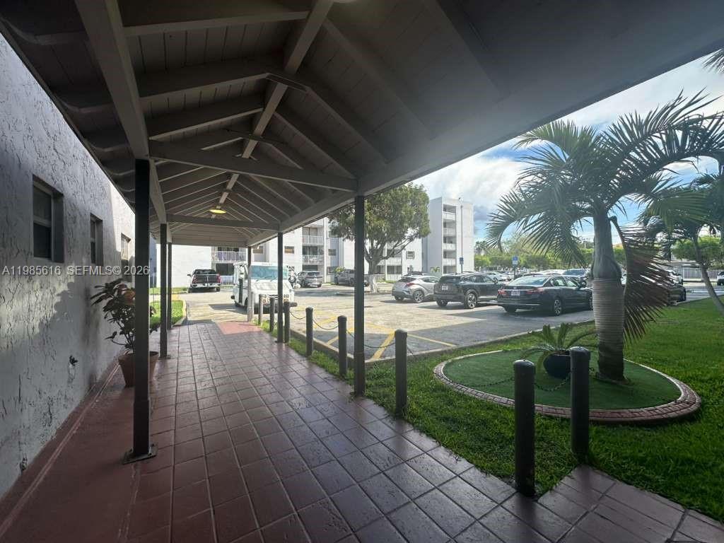 FONTAINEBLEAU GARDENS CON - Residential Lease