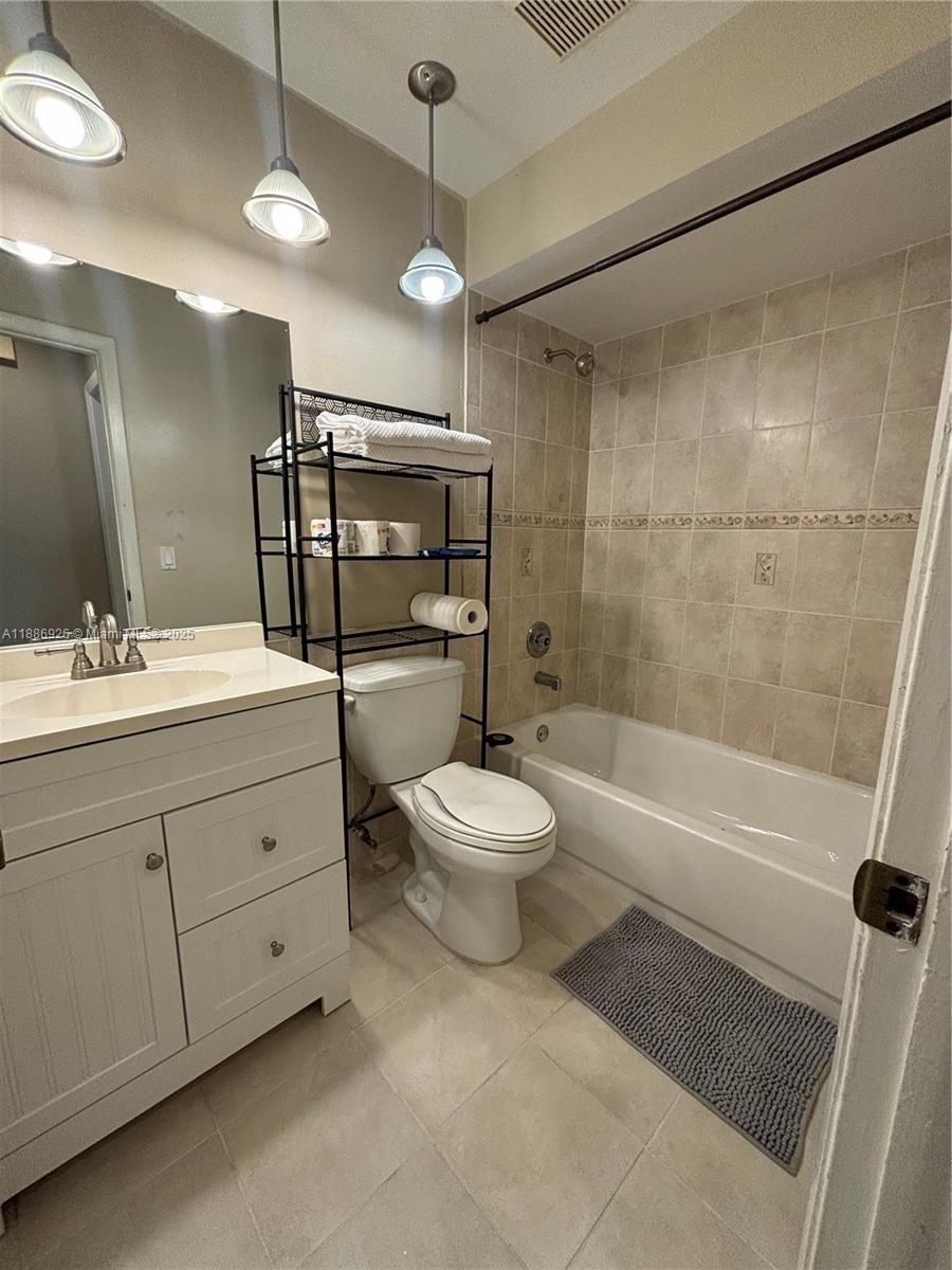 VILLA HOMES AT THE MOORS - Residential