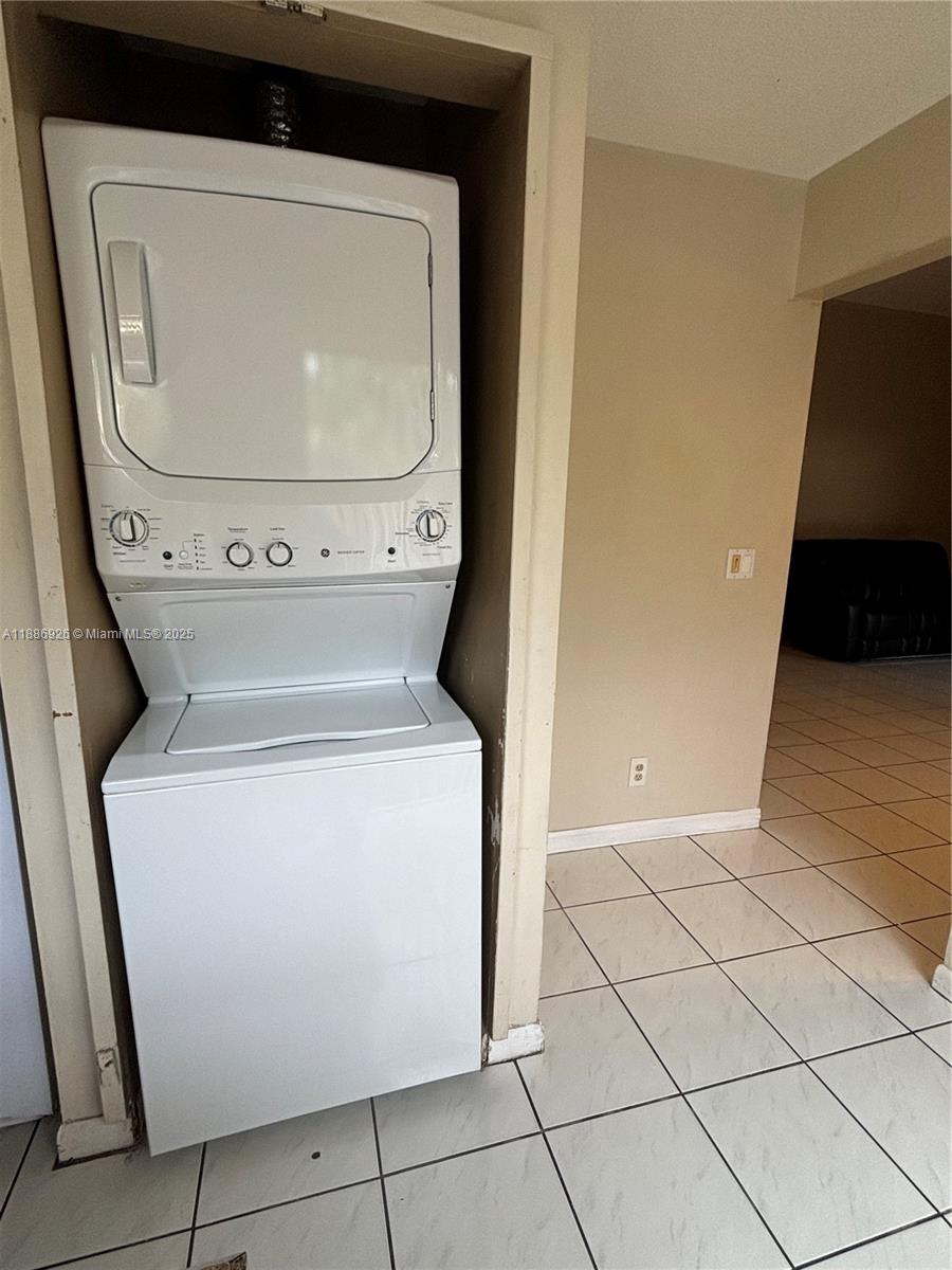 VILLA HOMES AT THE MOORS - Residential