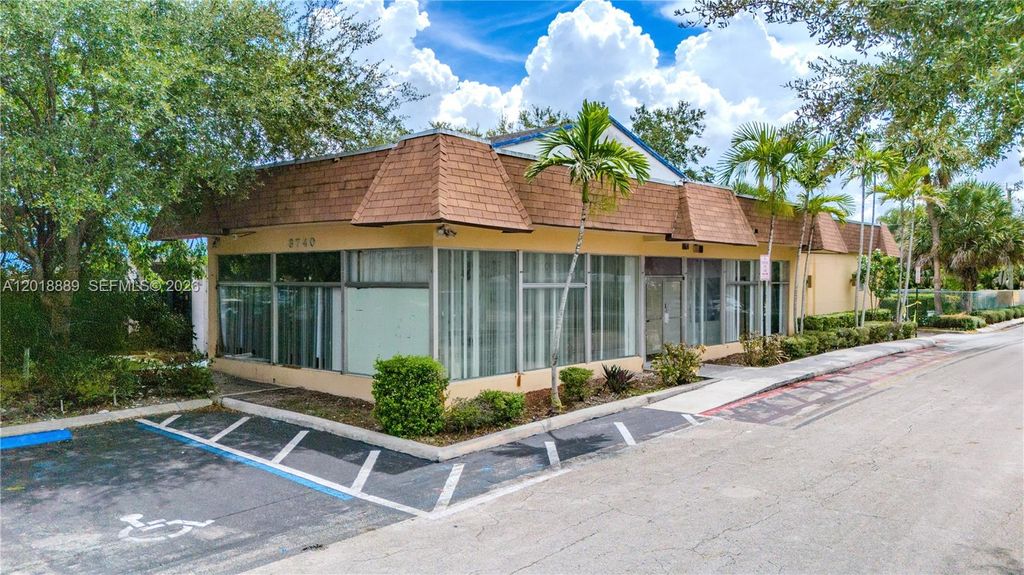 Photo of 3740 W Broward Blvd, Plantation, FL 33312 (MLS # A12018889)