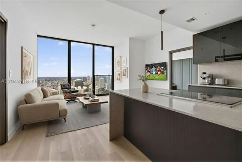 Photo of 20 NE 11th ST #4701, Miami, FL 33132 (MLS # A12043718)