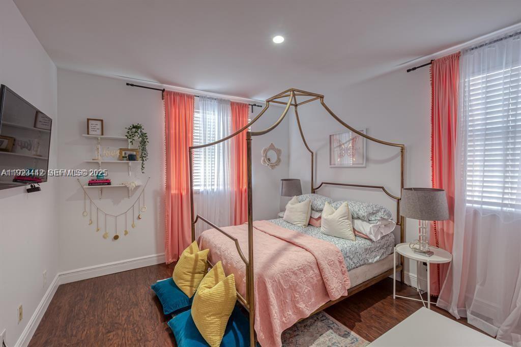 CORAL BAY PARCELS I WEST - Residential