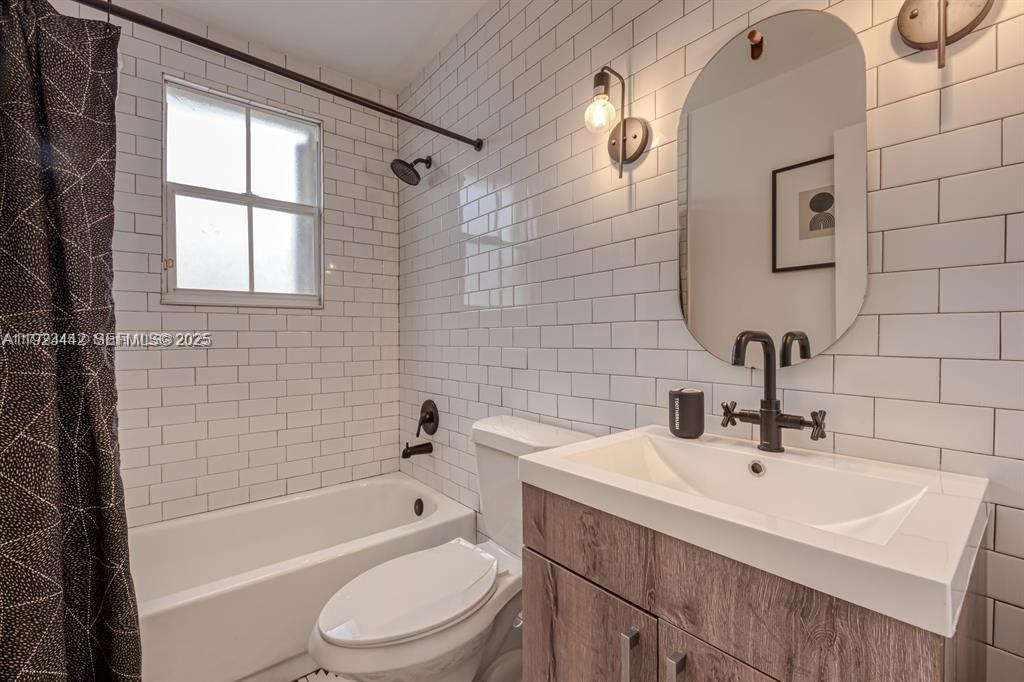 CORAL BAY PARCELS I WEST - Residential