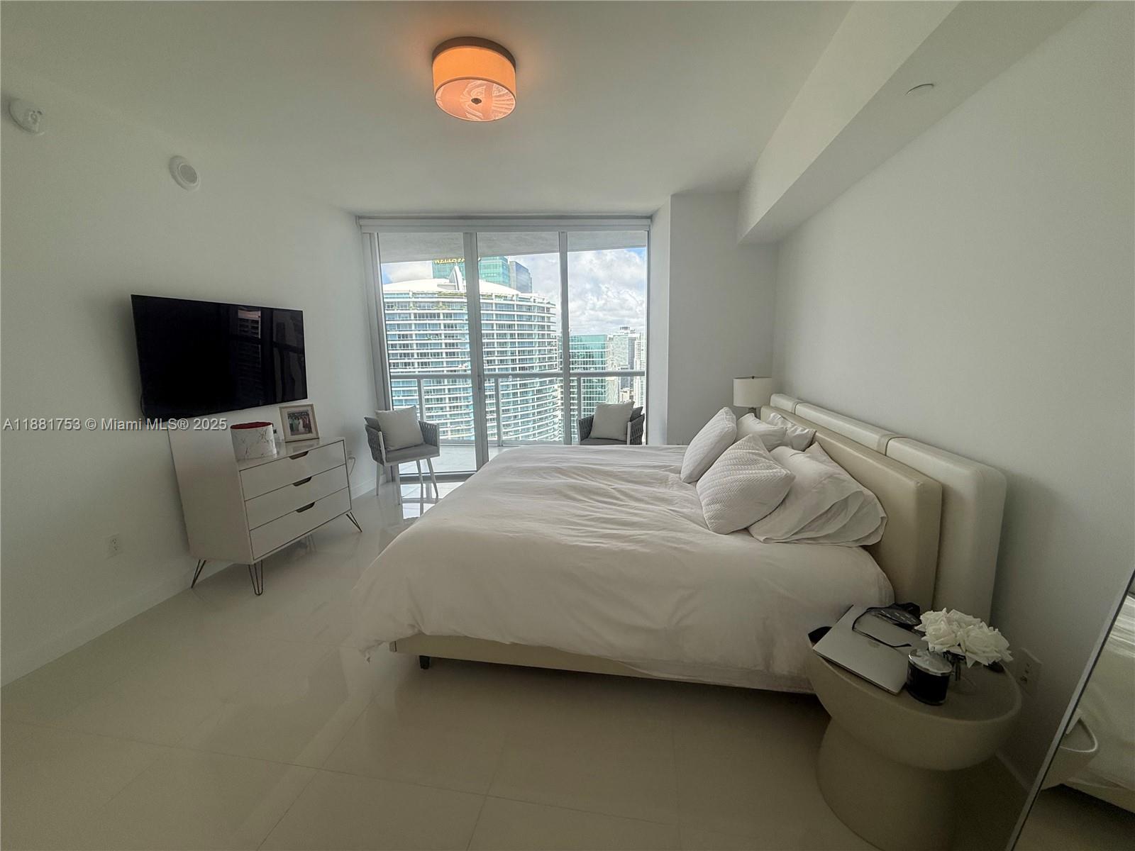 475 Brickell Ave 4812