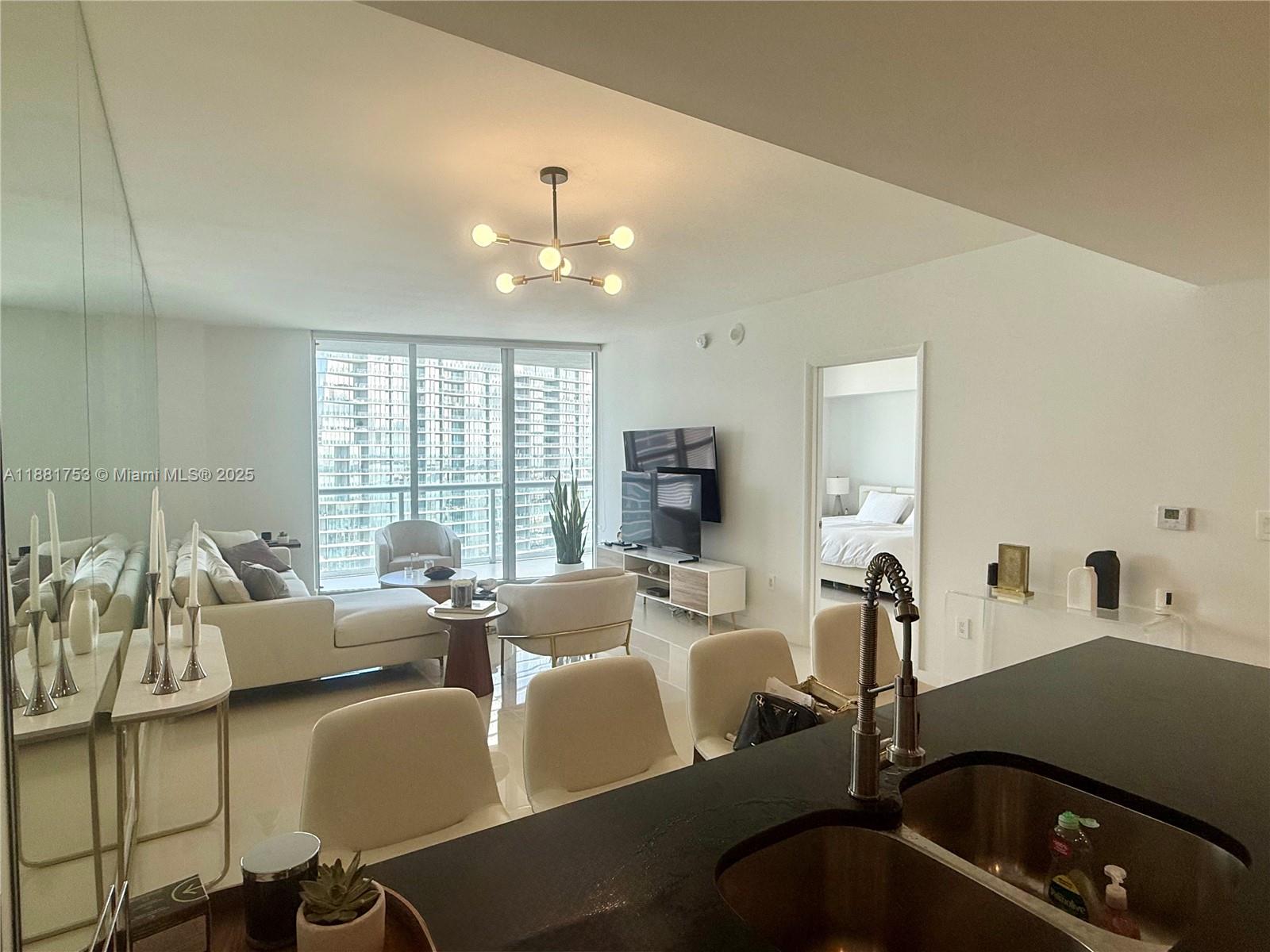 475 Brickell Ave 4812
