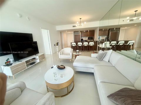 475 Brickell Ave 4812 Miami FL 33131