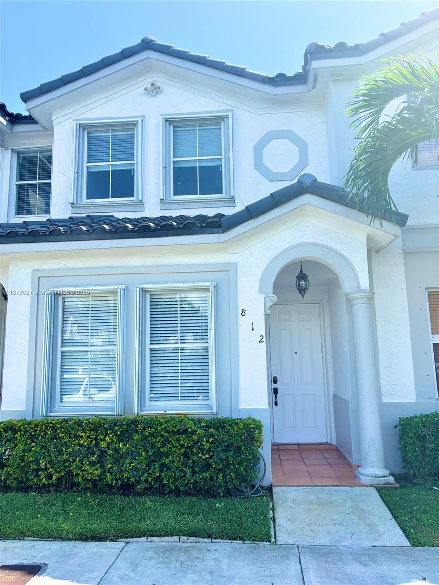 Beautifully renovated 3-bed, 3-bath townhouse in the gated community of Costa Linda. Offers 1 bed and full bath on the first floor, plus 2 spacious bedrooms upstairs with private baths. The bathrooms have modern finishes. The primary bedroom includes 2 closets for extra storage. The kitchen features new cabinets and a bright, inviting design. Enjoy in-unit washer and dryer, a fully new fenced private patio, and assigned parking for 2 vehicles. This move-in ready home combines style, comfort, and functionality in a secure, well-located neighborhood—ideal for families or professionals seeking quality rental living.