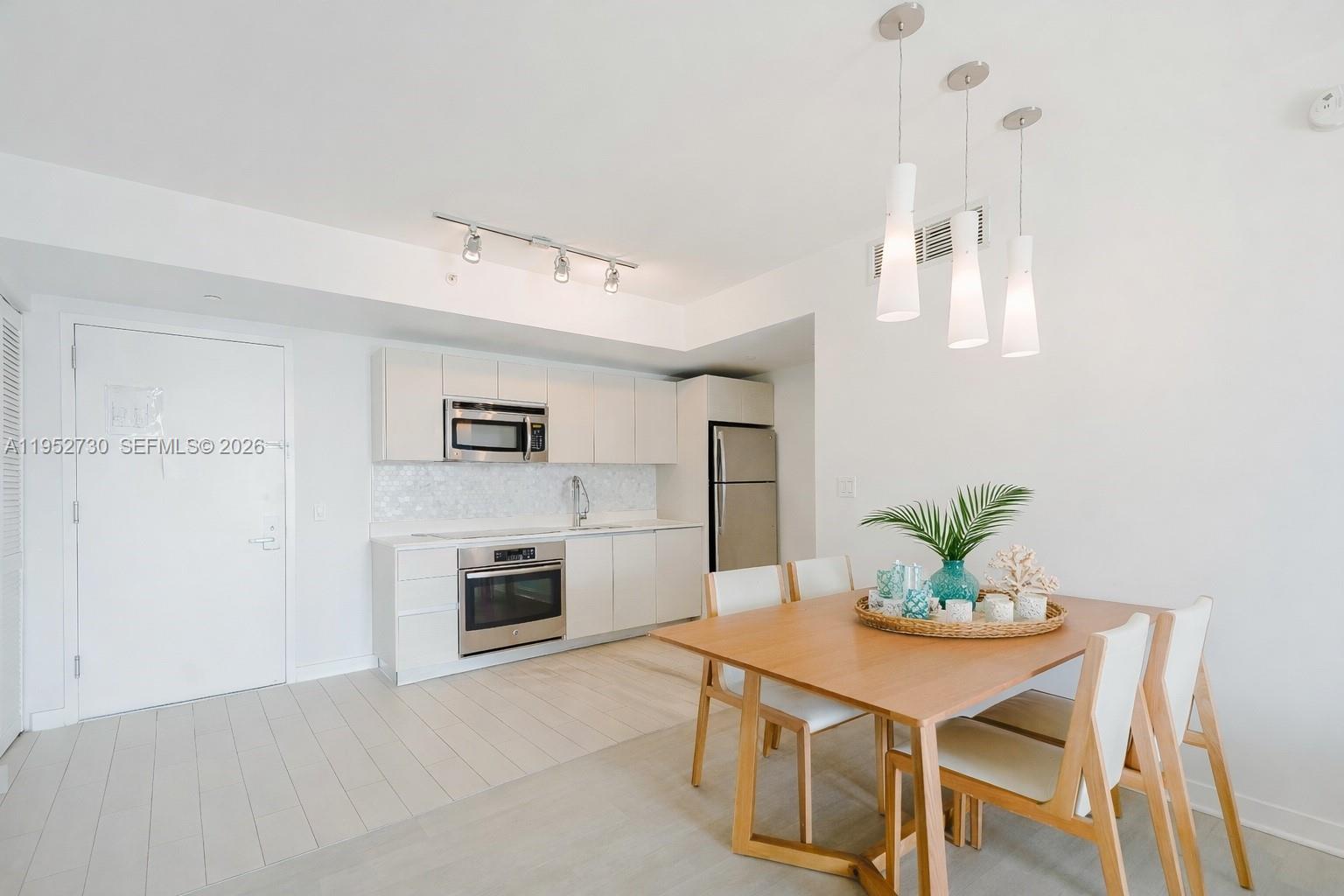 BEACHWALK CONDOMINIUM - Residential