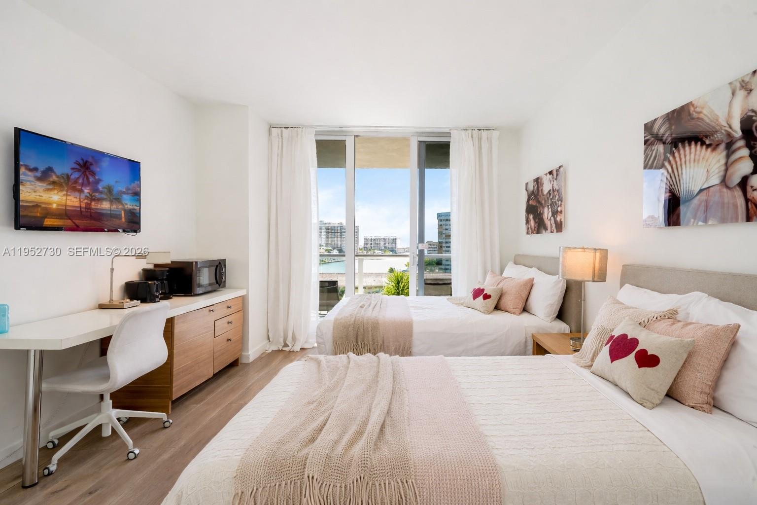 BEACHWALK CONDOMINIUM - Residential