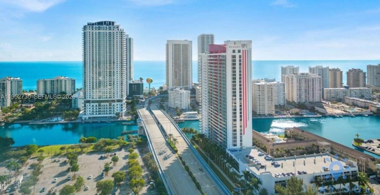 BEACHWALK CONDOMINIUM - Residential