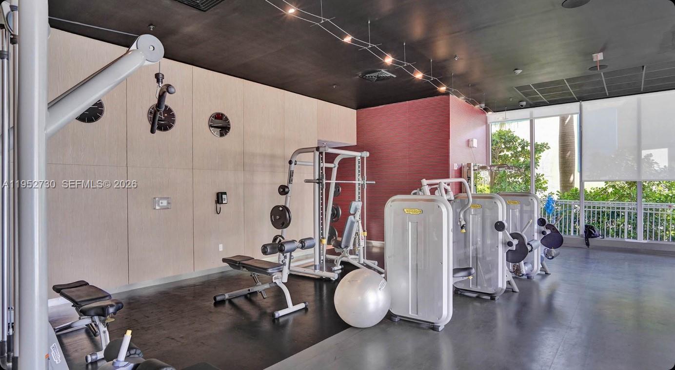 BEACHWALK CONDOMINIUM - Residential