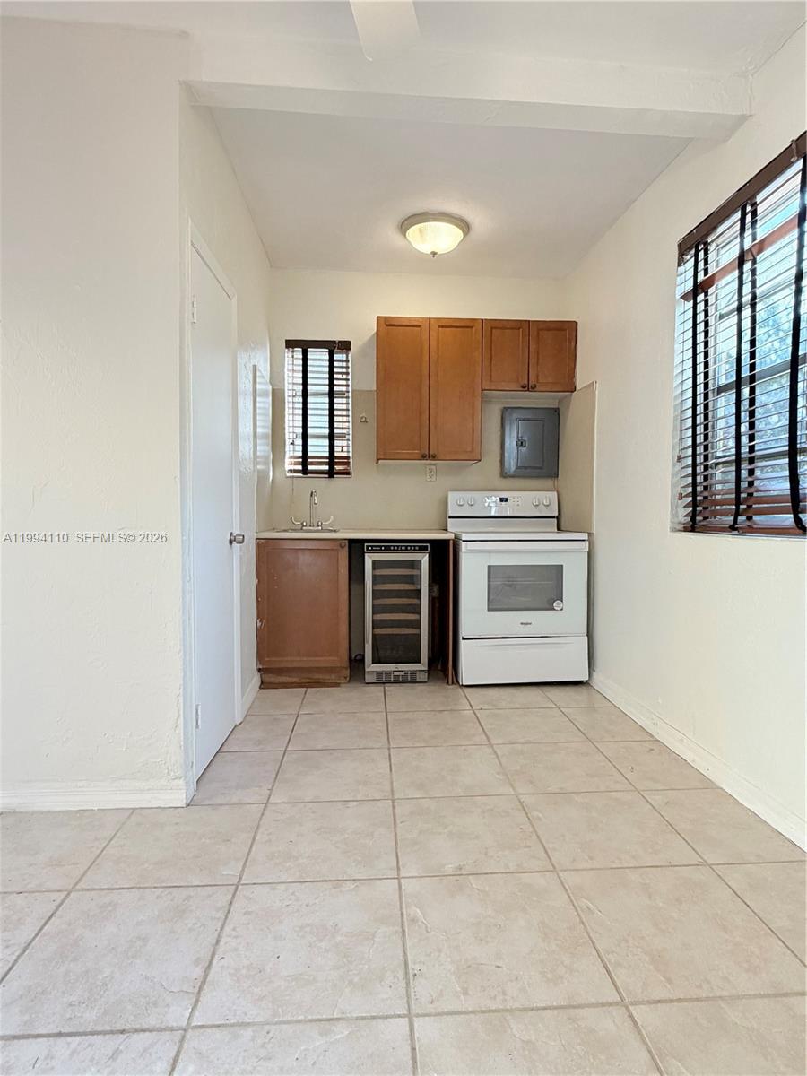 CORAL GABLES GRANADA SEC - Residential Lease