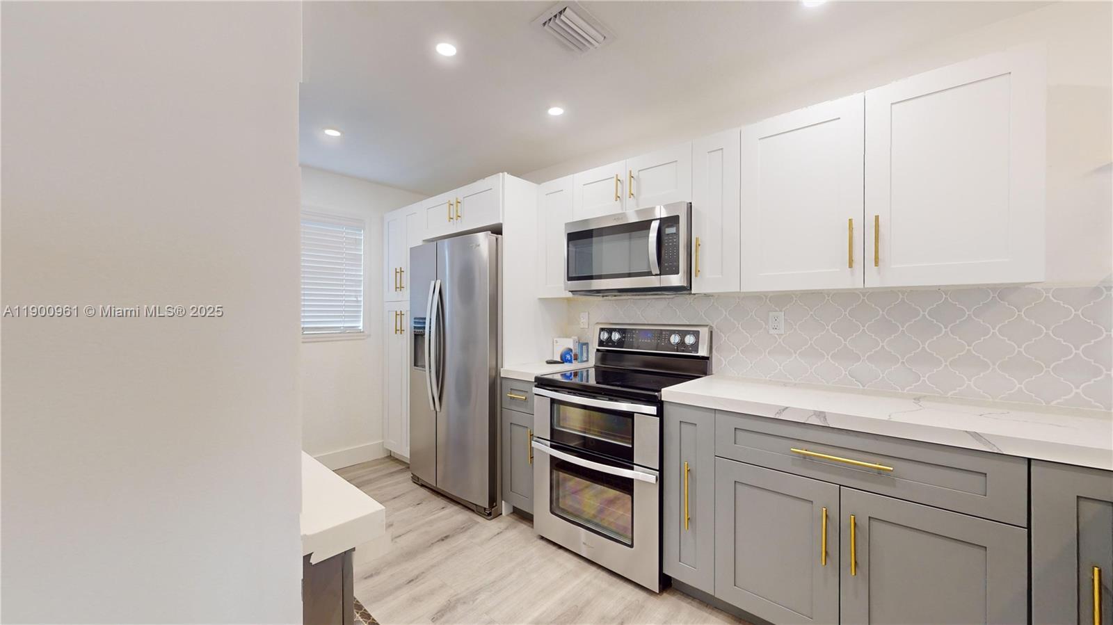 DOLPHIN VIEW CONDO - Residential Lease