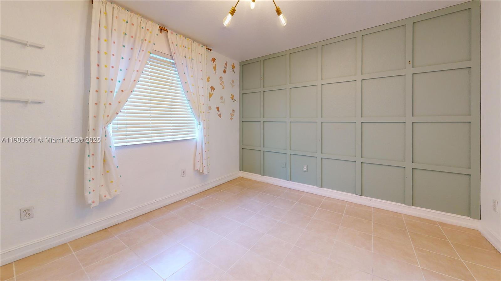 DOLPHIN VIEW CONDO - Residential Lease