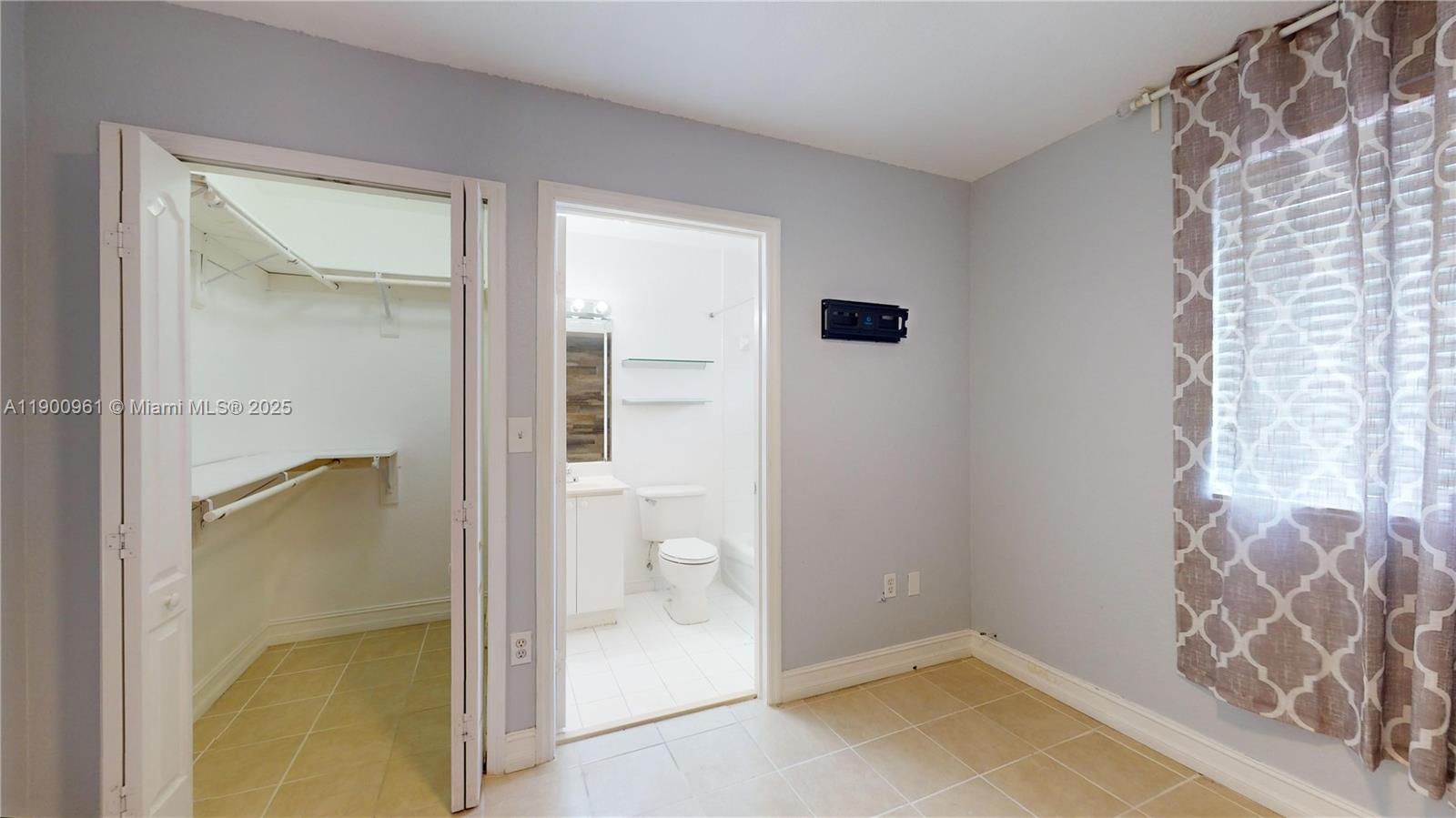 DOLPHIN VIEW CONDO - Residential Lease