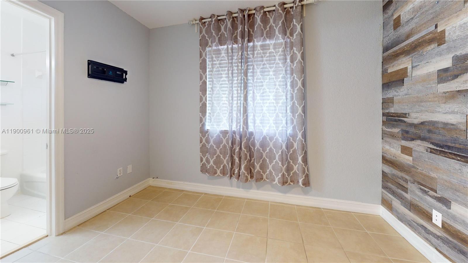 DOLPHIN VIEW CONDO - Residential Lease