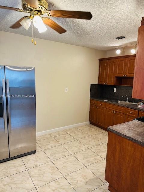 GOLDEN HEIGHTS - Residential Lease