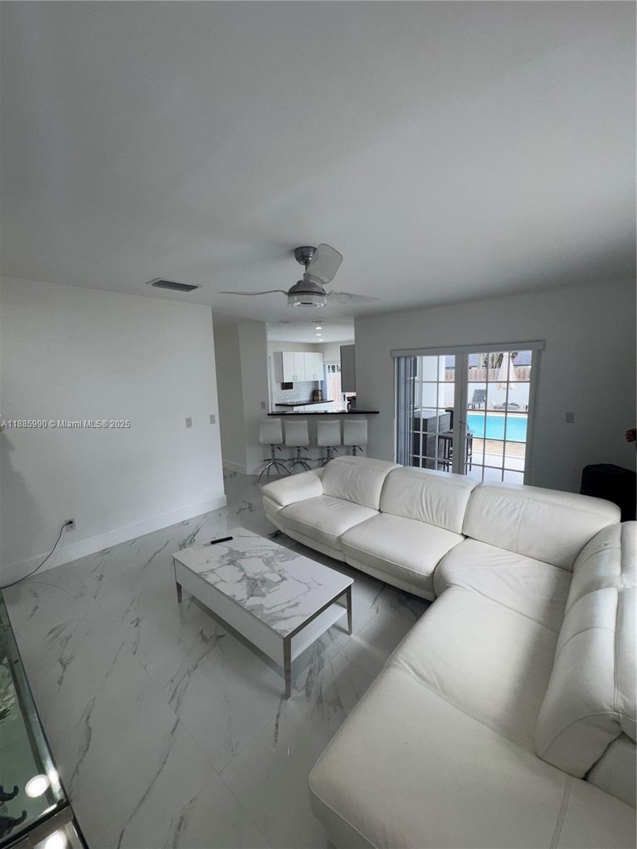 SUNFISH AT THE HAMMOCKS - Residential