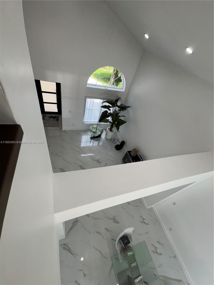 SUNFISH AT THE HAMMOCKS - Residential