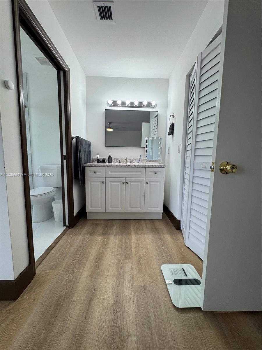 SUNFISH AT THE HAMMOCKS - Residential