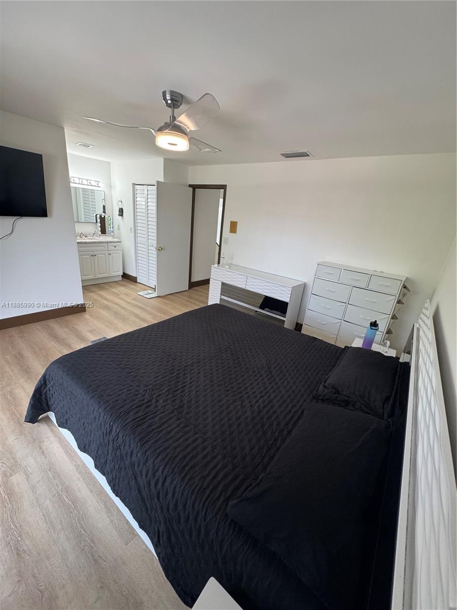 SUNFISH AT THE HAMMOCKS - Residential