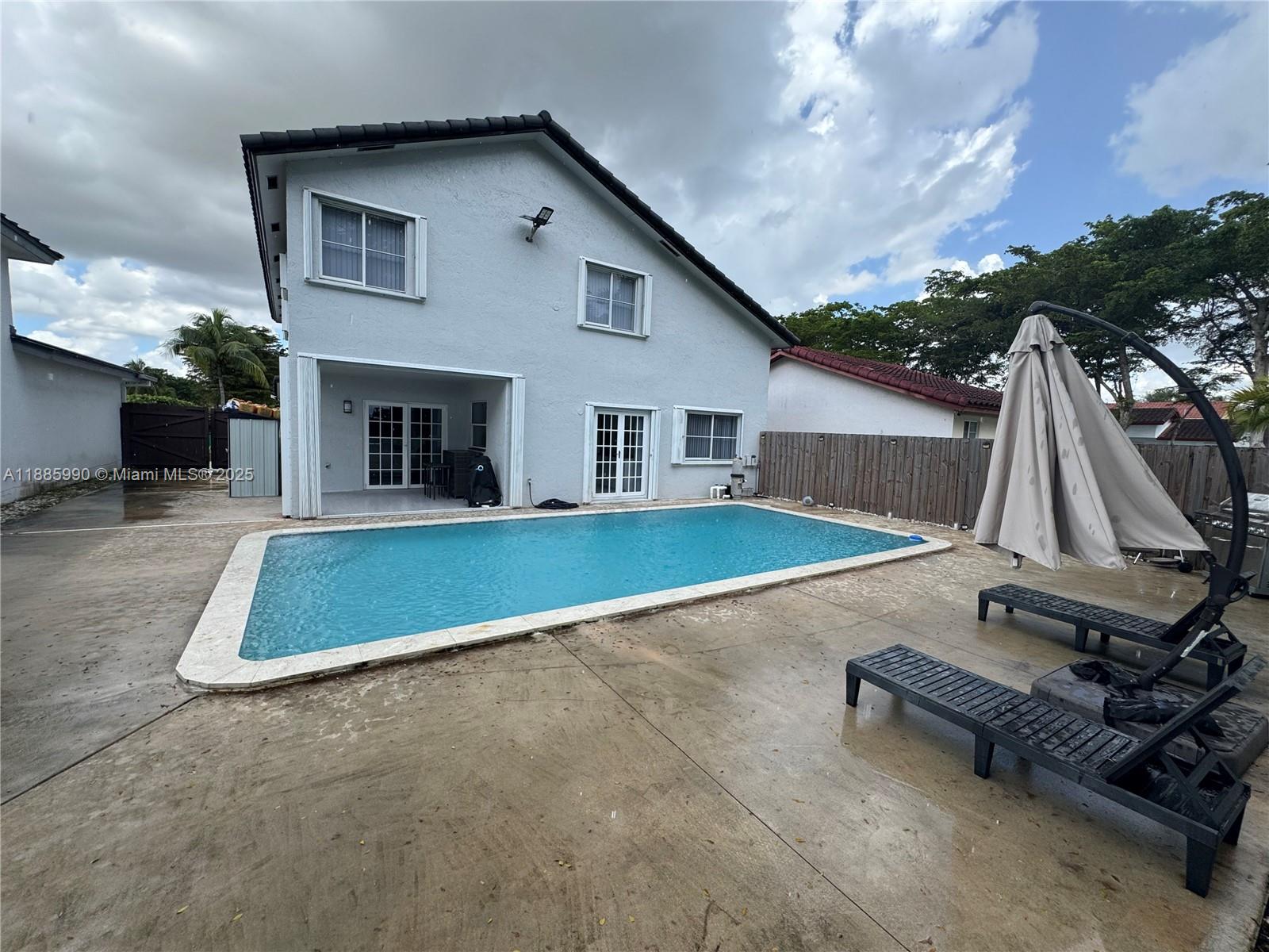 SUNFISH AT THE HAMMOCKS - Residential