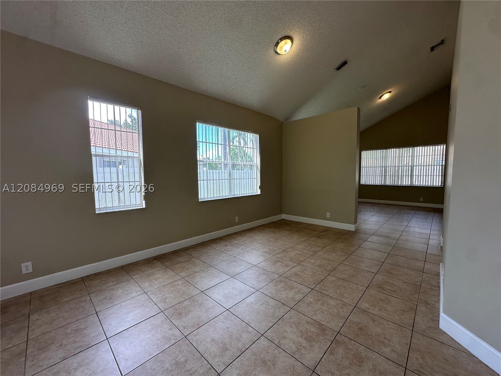 335 Cambridge Dr