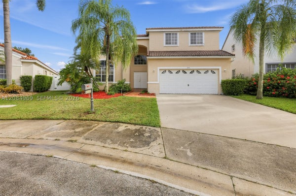 335 CAMBRIDGE DR, WESTON, FL 33326 - Image 4606a98e850fdcfc5dd4d6474262f9eb/934713025