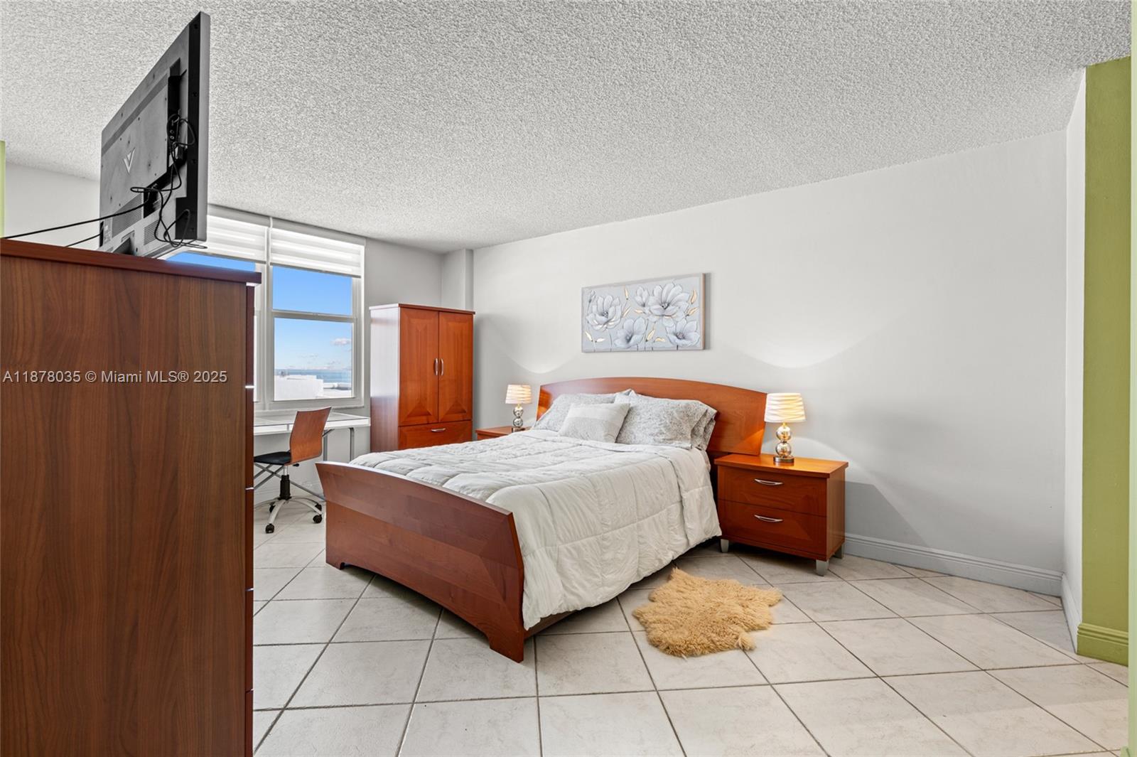 SEA AIR TOWERS CONDO - Residential