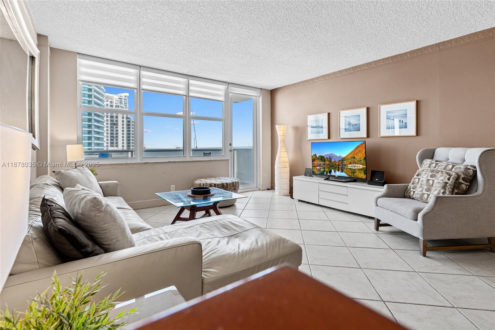 SEA AIR TOWERS CONDO - Residential