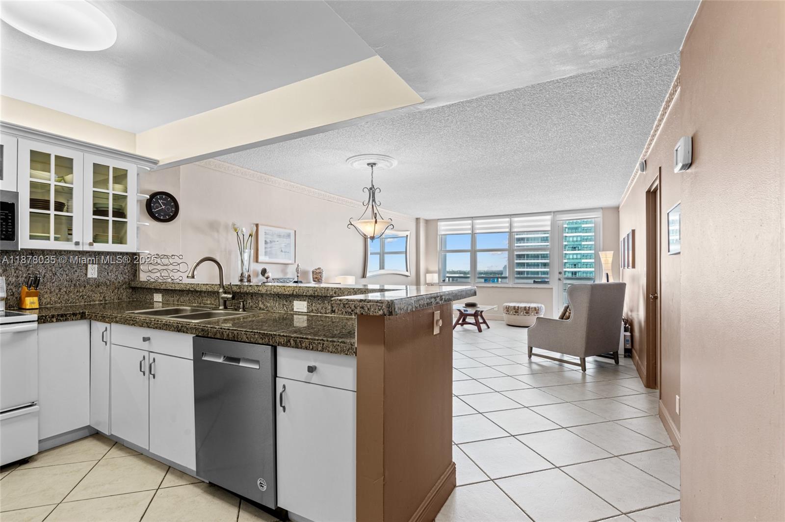 SEA AIR TOWERS CONDO - Residential