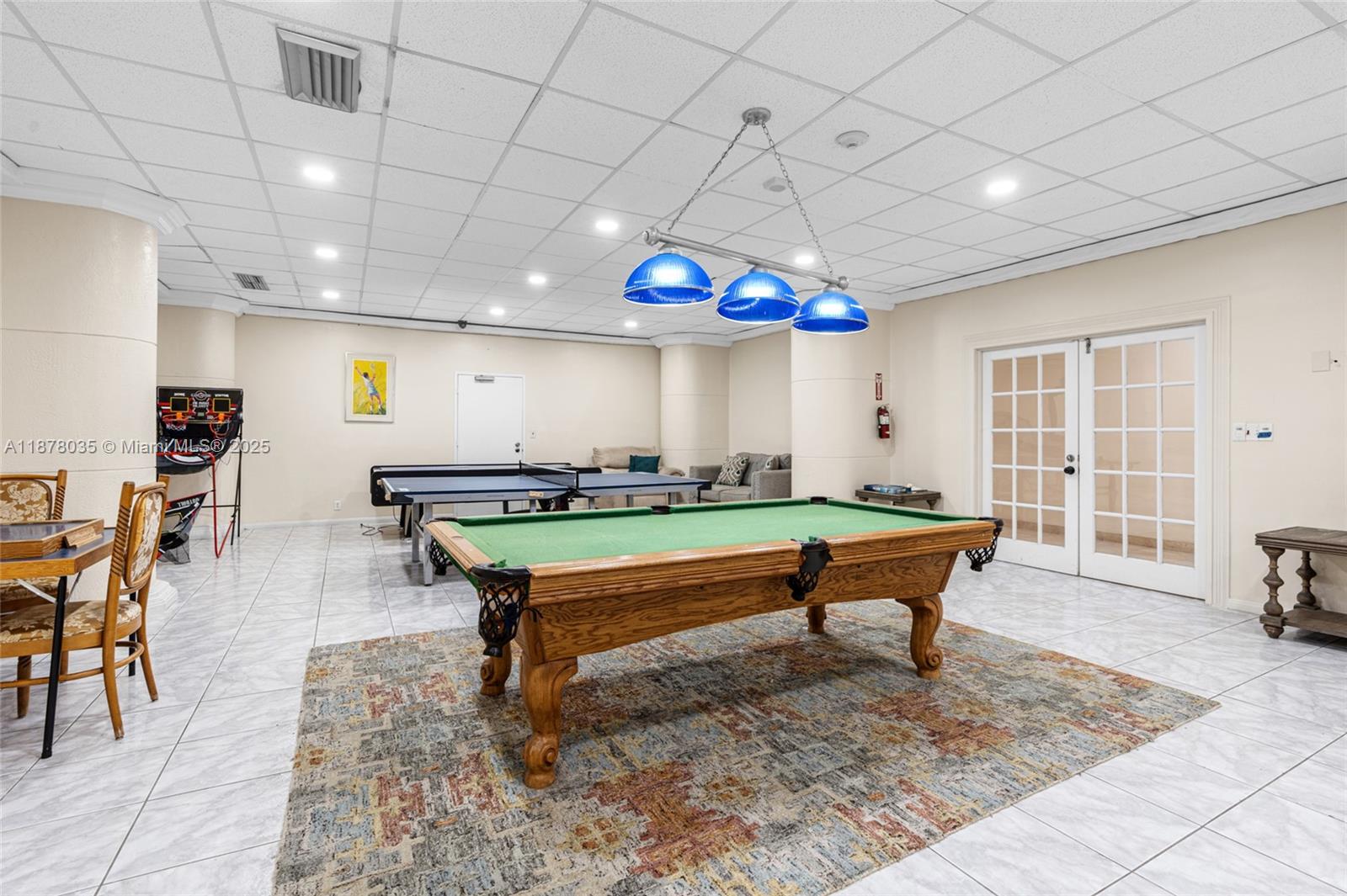 SEA AIR TOWERS CONDO - Residential