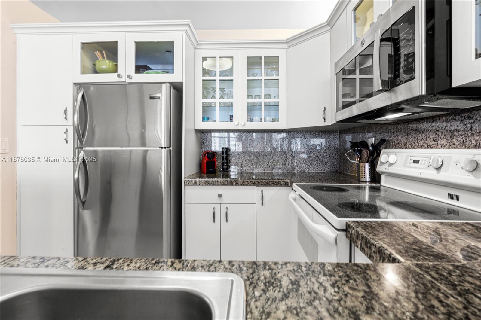 SEA AIR TOWERS CONDO - Residential