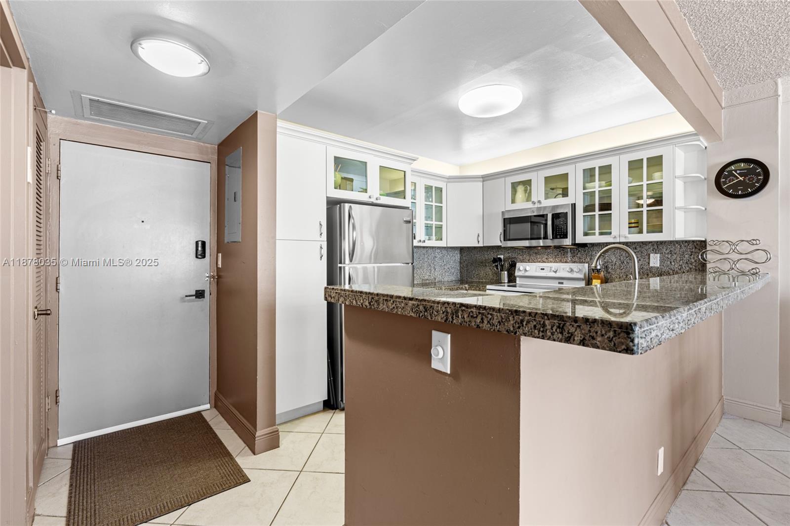 SEA AIR TOWERS CONDO - Residential