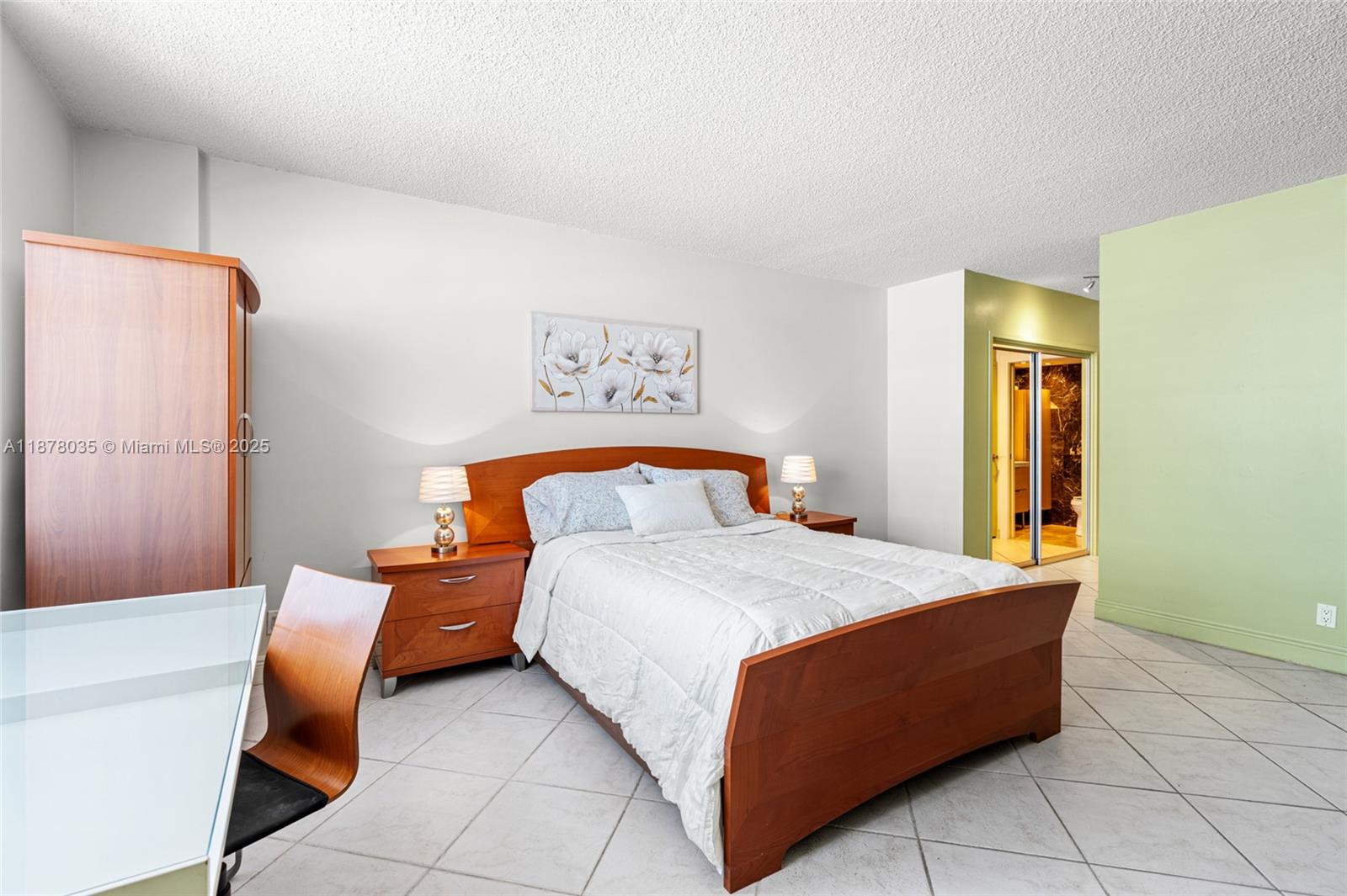 SEA AIR TOWERS CONDO - Residential