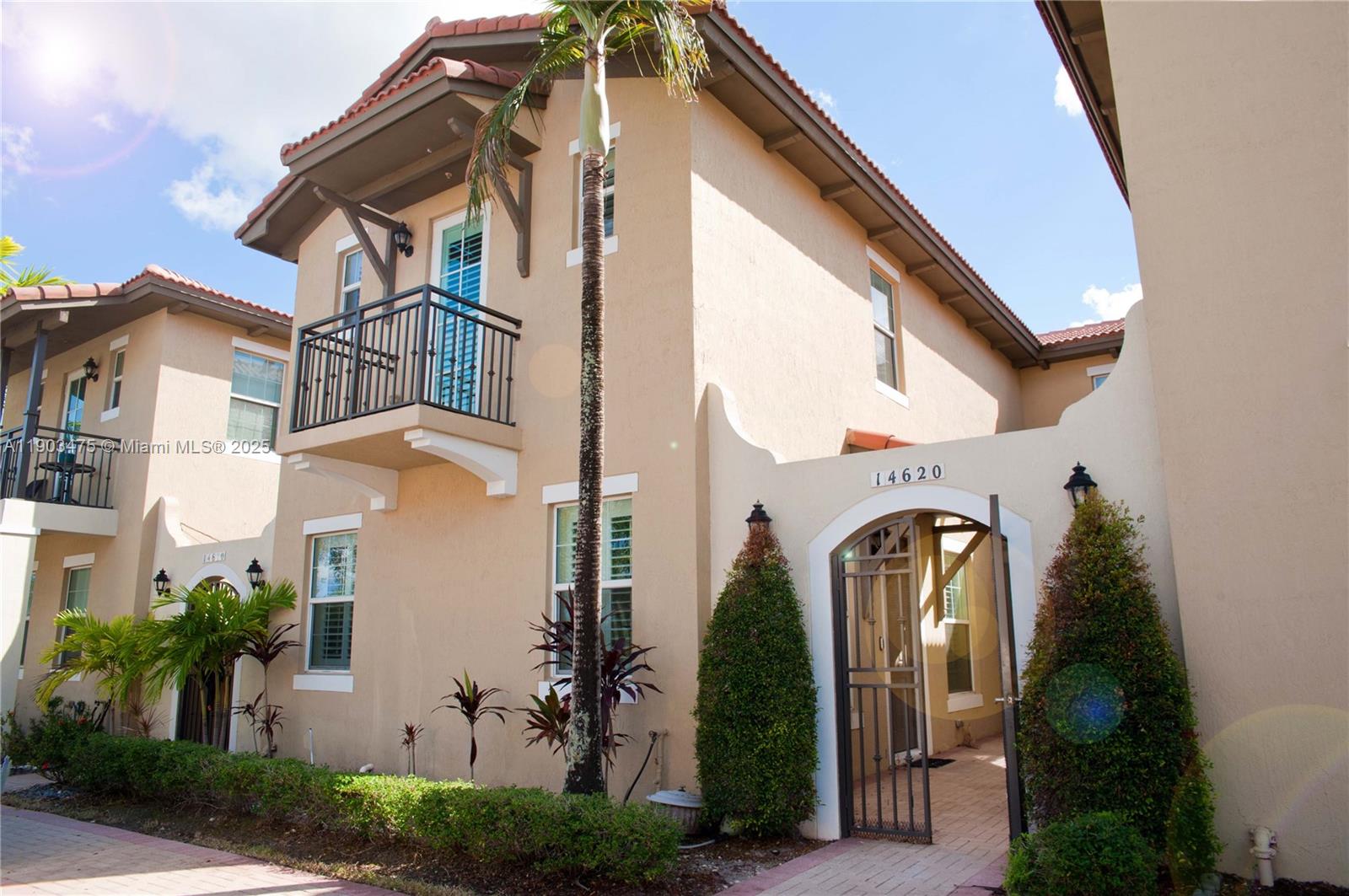 MEADOW PINES - Residential Lease