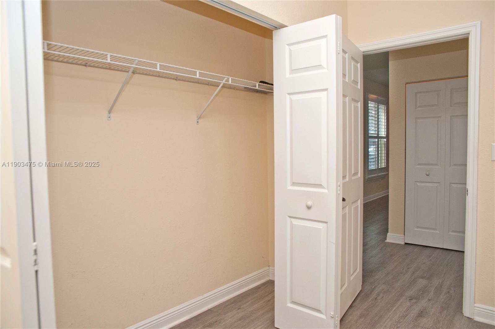 MEADOW PINES - Residential Lease