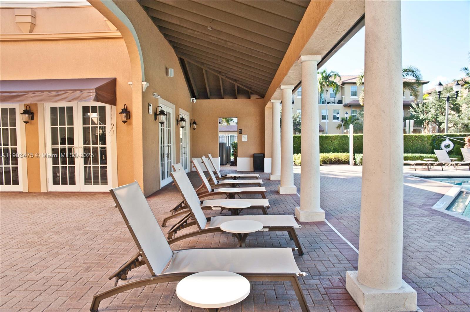 MEADOW PINES - Residential Lease