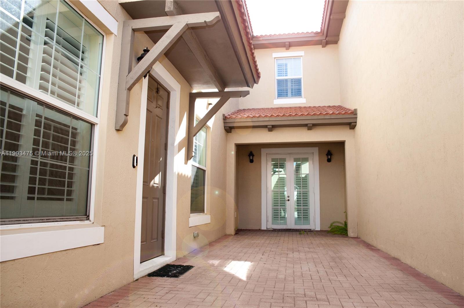 MEADOW PINES - Residential Lease