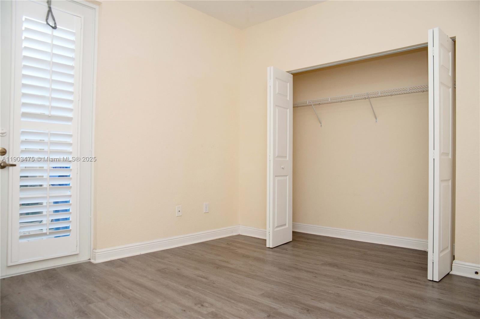 MEADOW PINES - Residential Lease