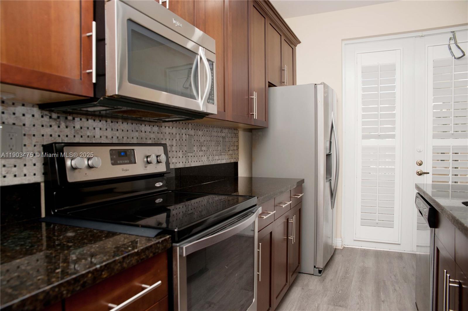 MEADOW PINES - Residential Lease