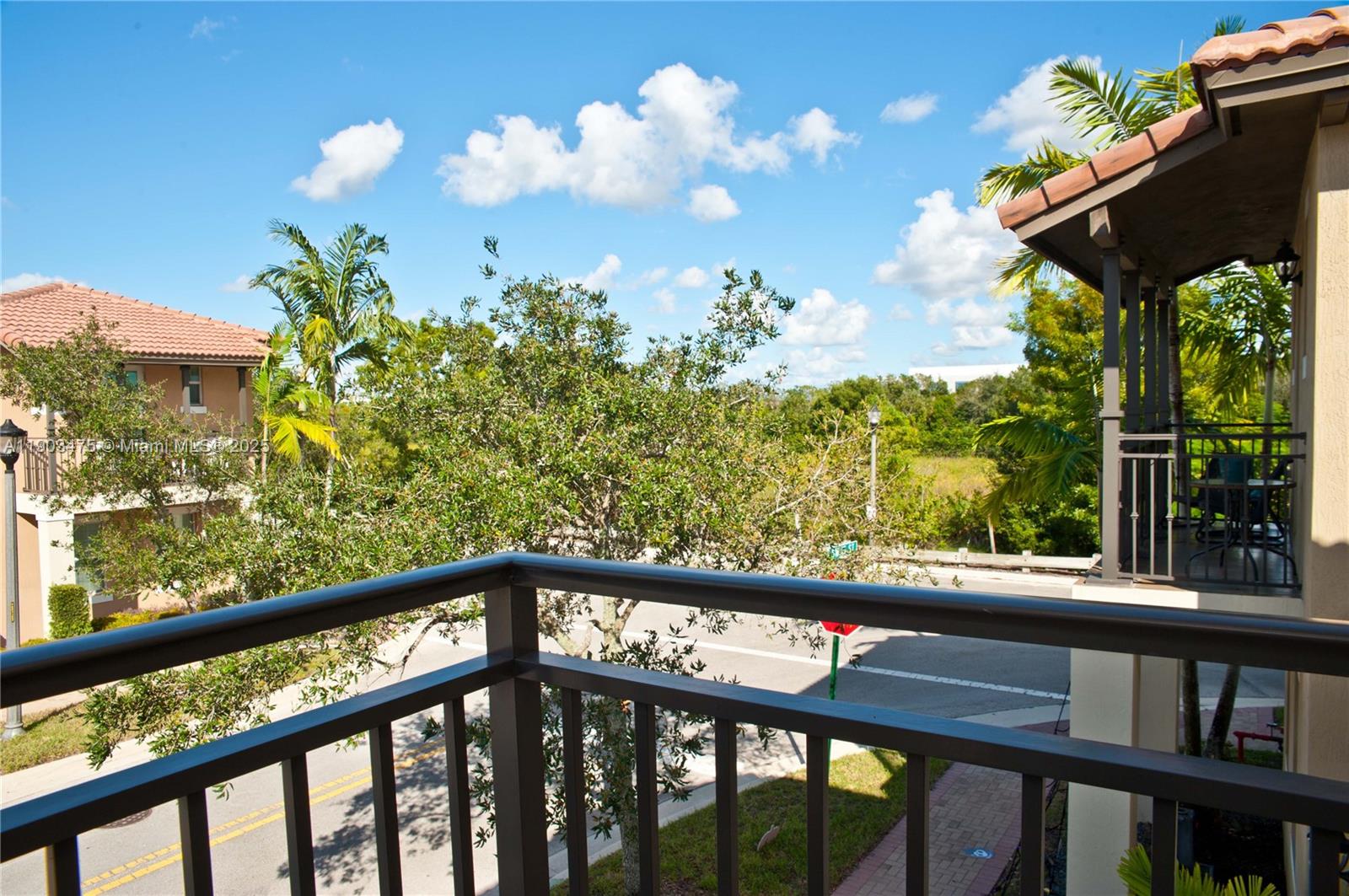 MEADOW PINES - Residential Lease