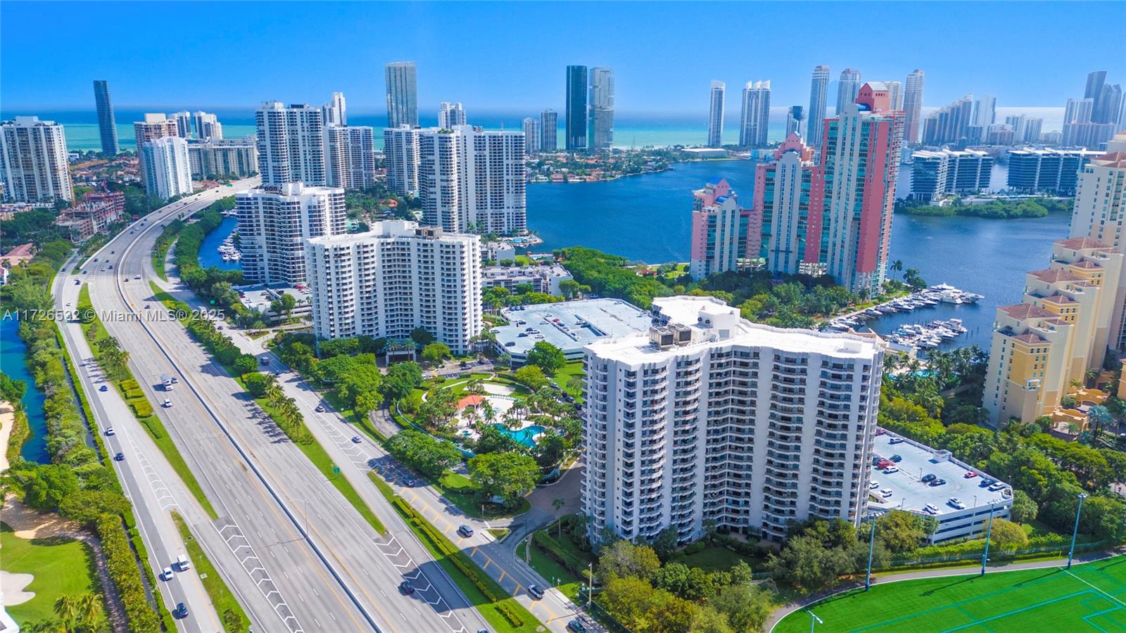 PARC CENTRAL AVENTURA SOU - Residential